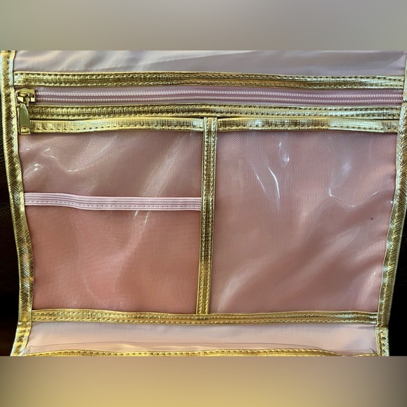 Beautiful Pink and Gold Folding Hanging Makeup Travel Bag - Picture 6 of 8